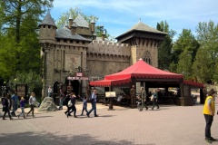 Il "Merlin Stube" è un ristorante a tema medievale all'interno del parco.